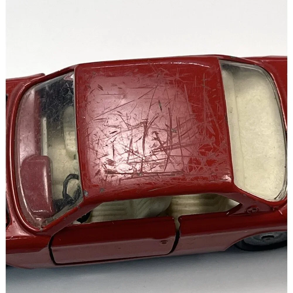 Mebetoys red bmw